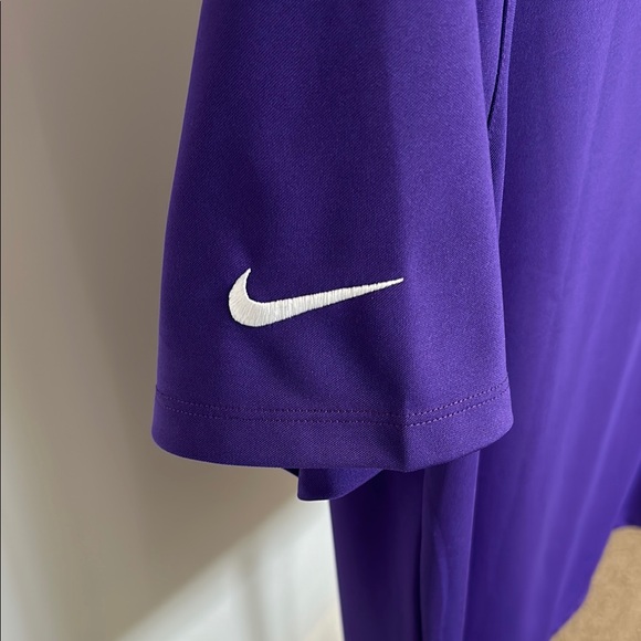 Nike Purple Golf Shirt - Picture 3 of 4
